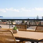 Vue Mer Sublime, Terrasse Ensoleillee Et Parking